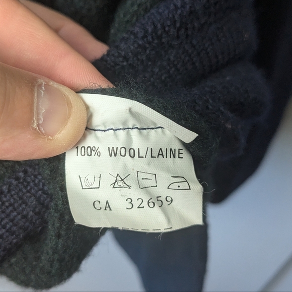 VINTAGE 1990 Women Sweater Made In Hong Kong Size M 100% Wool Winter Vibes - Picture 8 of 11